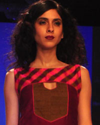 Pratima Pandey and Shruti Sancheti Show at LFW 2014