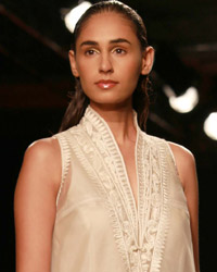 Rahul Mishra Show at Amazon India Couture Week 2015