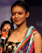 Poonam Patel Nathadwarawala with Model