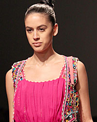 Rehane Show at WIFW SS 2015