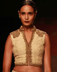 Rimple and Harpreet Narula Show at AIFW 2015