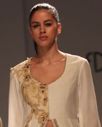 Ritu Pande Show at WIFW SS 2015