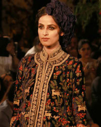 Rohit Bal Show at AIFW 2015