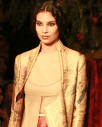 Rohit Bal Show at AIFW 2015