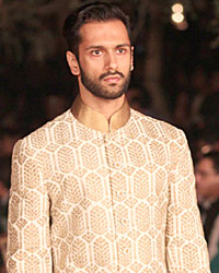 Rohit Bal Show at WIFW SS 2015