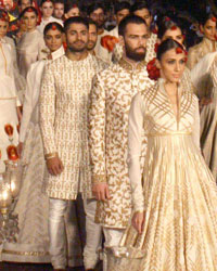 Rohit Bal Show at WIFW SS 2015