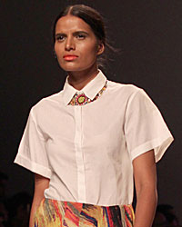 Roopa Pemmaraju Show at WIFW SS 2015