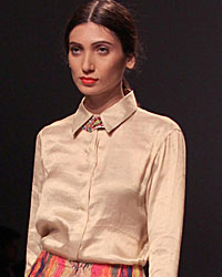 Roopa Pemmaraju Show at WIFW SS 2015