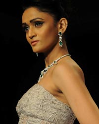 Saboo Fine Jewels Show at IIJW 2014