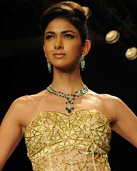 Saboo Fine Jewels Show at IIJW 2014