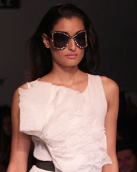 Sanchita Show at WIFW SS 2015