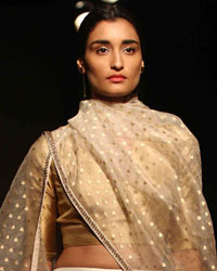 Sanjay Garg Show at LFW 2014