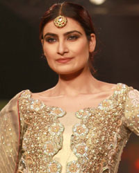 Shaan E Pakistan Fashion Show