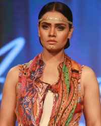 Shaan E Pakistan Fashion Show