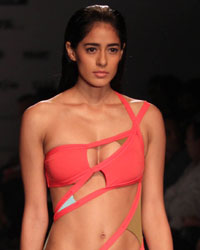 Shivan and Narresh Show at WIFW SS 2015