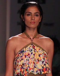 Shivan and Narresh Show at WIFW SS 2015