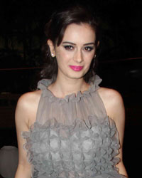 Evelyn Sharma