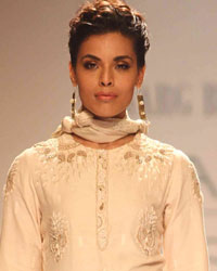 Sou Mitra Show at LFW 2104