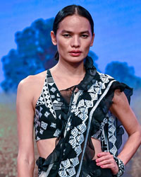 Designing duo, Sukriti and Aakriti unveiled their 'Neo-Phulkari' collection at Lakme Fashion Week 2020 Digital First Season Fluid Edition.