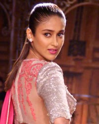 Ileana D'Cruz