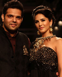 Sumit Sawhney and Sunny Leone