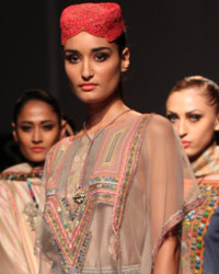 Tanvi Kedia Show at WIFW SS 2015