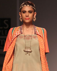 Tanvi Kedia Show at WIFW SS 2015