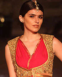 Tarun Tahiliani Show for Sahachari Foundation