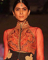 Tarun Tahiliani Show for Sahachari Foundation