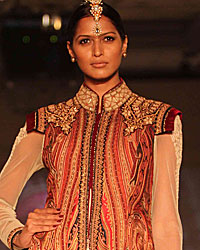 Tarun Tahiliani Show for Sahachari Foundation