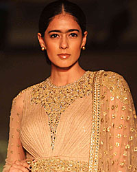 Tarun Tahiliani Show for Sahachari Foundation