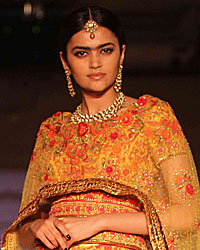 Tarun Tahiliani Show for Sahachari Foundation