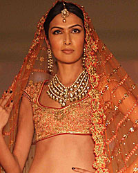 Tarun Tahiliani Show for Sahachari Foundation