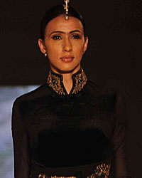 Tarun Tahiliani Show for Sahachari Foundation