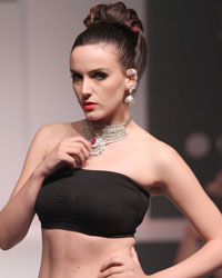 'The Classics' Fashion Show by  Kanishk Mehta