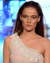 Urvashi Kaur Show at IBFW Season 2