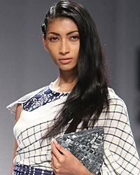 Urvashi Show at WIFW SS 2015