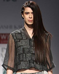 Urvashi Show at WIFW SS 2015