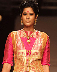 Vaishali S Show at LFW 2014