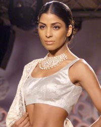 Varun Bahal Show at ICW 2014