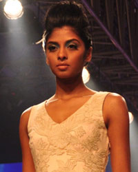 Varun Bahl Show at LFW 2014