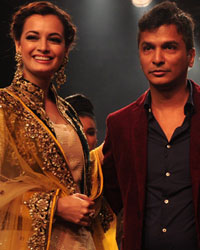 Dia Mirza, Vikram Phadnis and Bipasha Basu