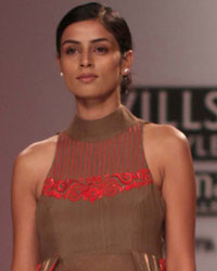 Virtues Show at WIFW SS 2015