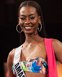 Miss Bahamas Universe 2019 - Tarea Sturrup