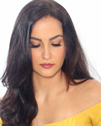 Elli Avram Elli Avram