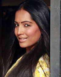 Meghna Naidu Photo Shoot