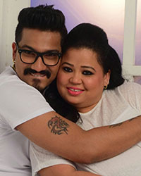 Haarsh Limbhachiyaa and Bharti Singh