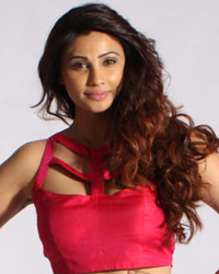 Daisy Shah