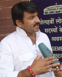 Manoj Tiwari