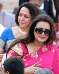 Poonam Dhillon and Hema Malini